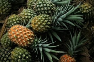 pineapple in hindi